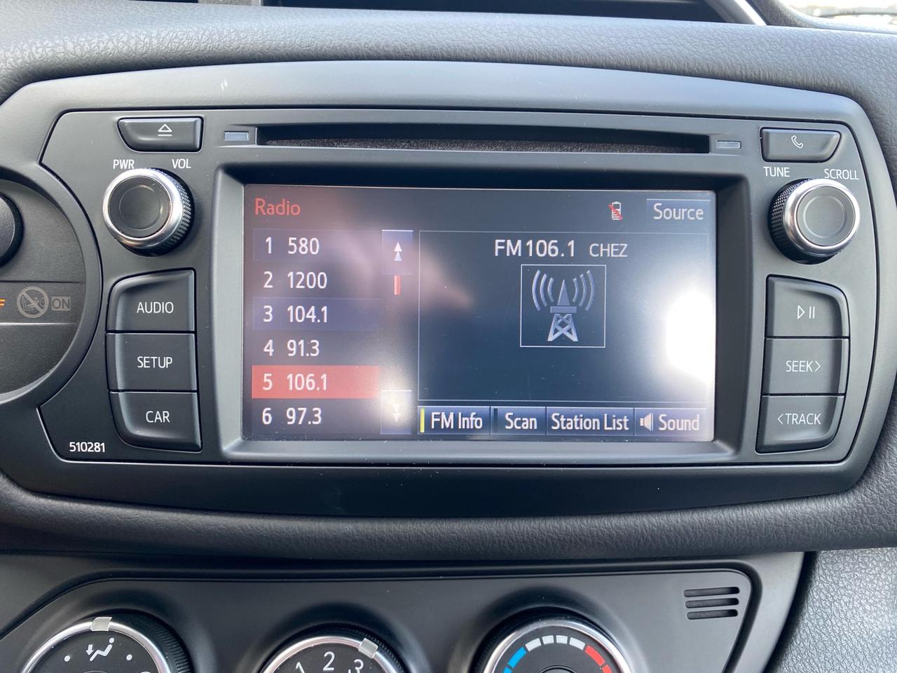 2018 Toyota Yaris SE | Automatic | BlueTooth | Heated Seats Photo