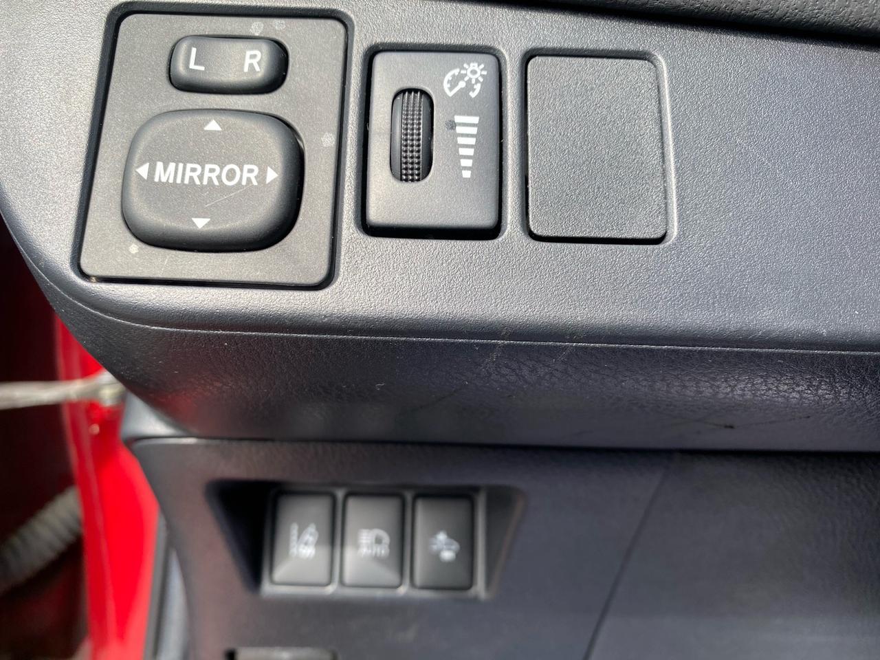 2018 Toyota Yaris SE | Automatic | BlueTooth | Heated Seats Photo