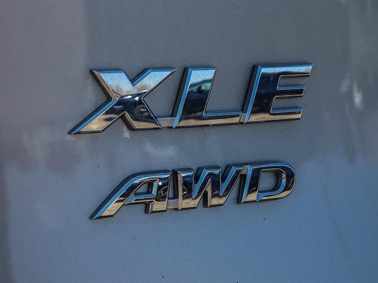 2025 Toyota RAV4 XLE Photo