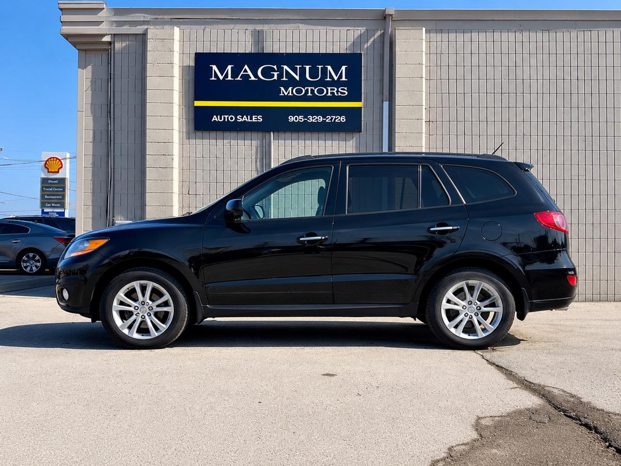 2010 Hyundai Santa Fe Limited - FULLY LOADED VEHICLE! Photo