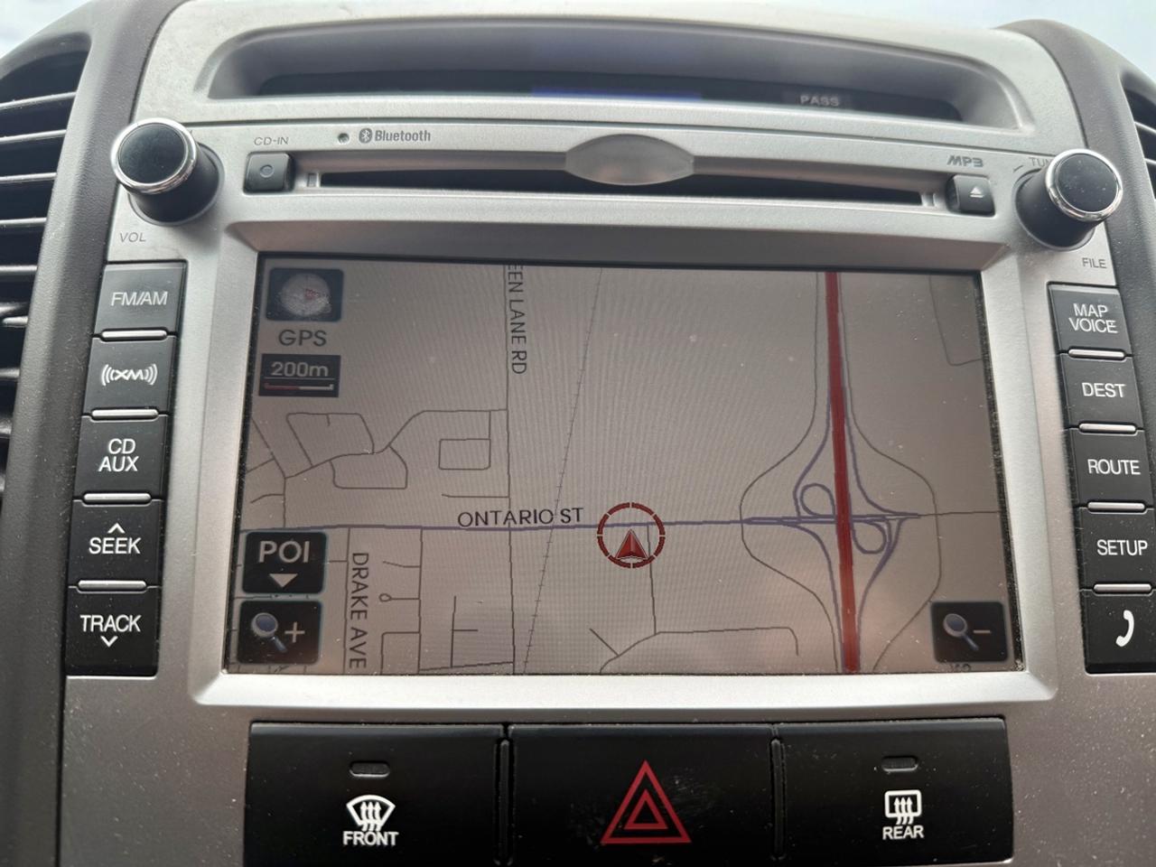 2010 Hyundai Santa Fe Limited - FULLY LOADED VEHICLE! Photo