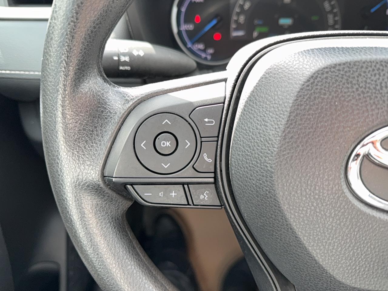 2024 Toyota RAV4 Hybrid LE AWD Photo