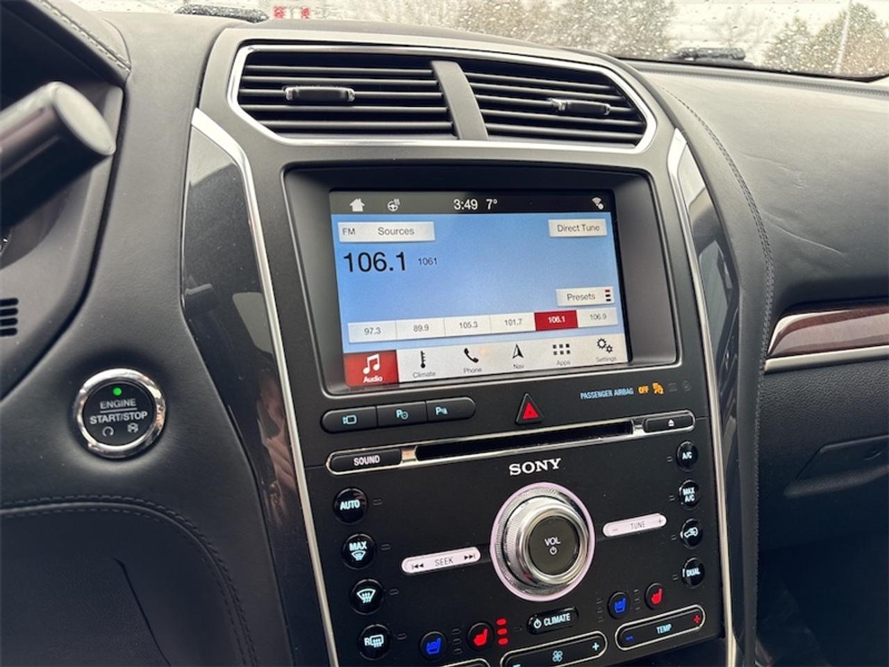 2018 Ford Explorer Platinum  - Sunroof -  Navigation Photo