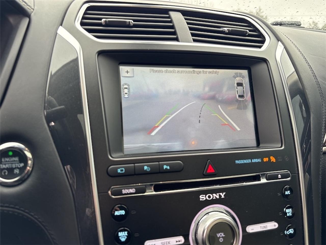 2018 Ford Explorer Platinum  - Sunroof -  Navigation Photo