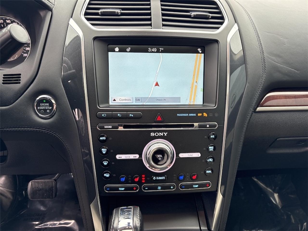 2018 Ford Explorer Platinum  - Sunroof -  Navigation Photo