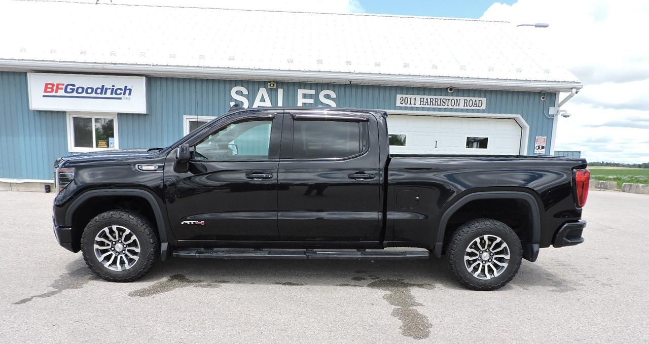 2022 GMC Sierra 1500 AT4 3.0L Diesel 4X4 Leather 1 Owner Only 64000KM Photo