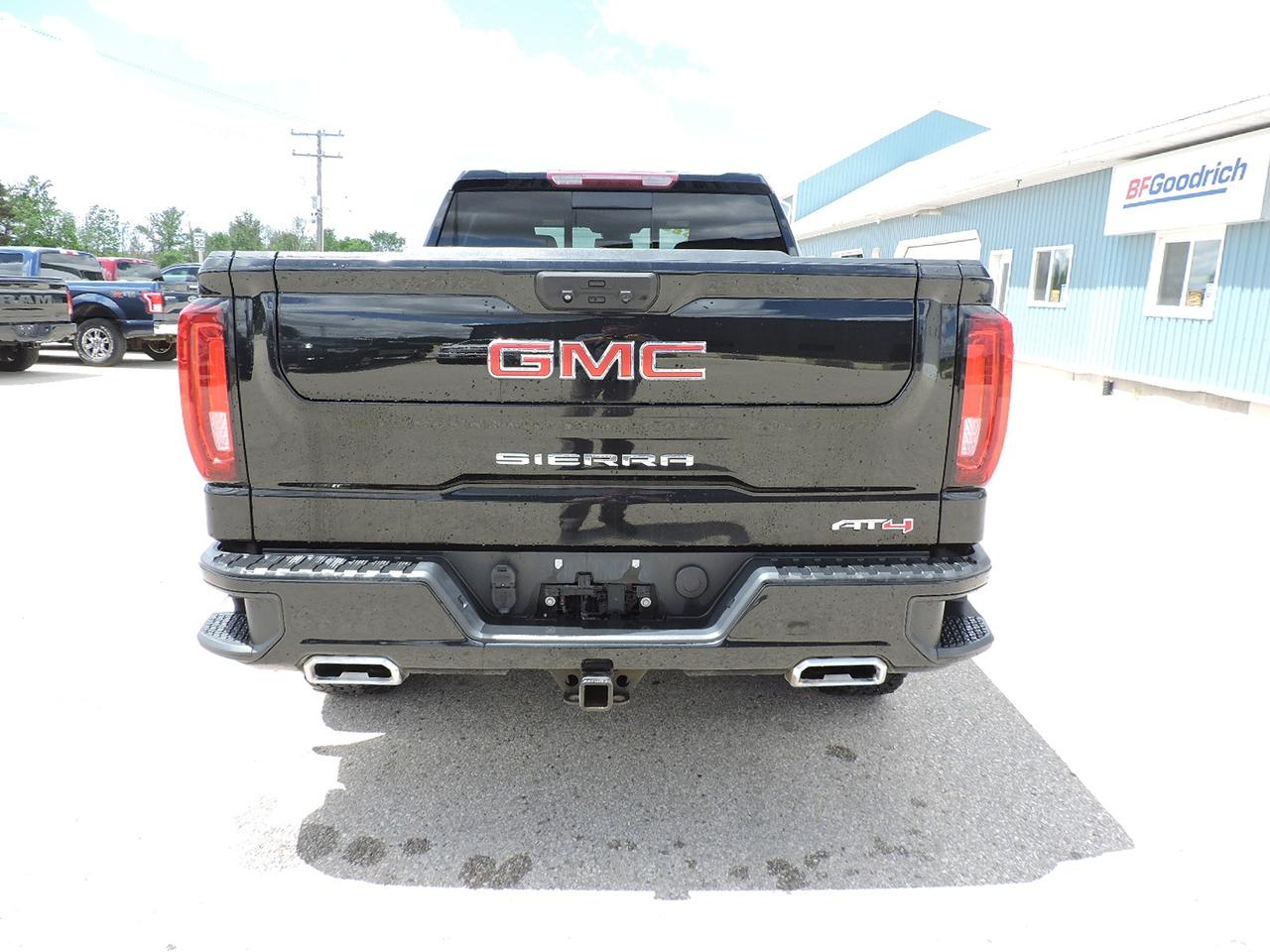 2022 GMC Sierra 1500 AT4 3.0L Diesel 4X4 Leather 1 Owner Only 64000KM Photo