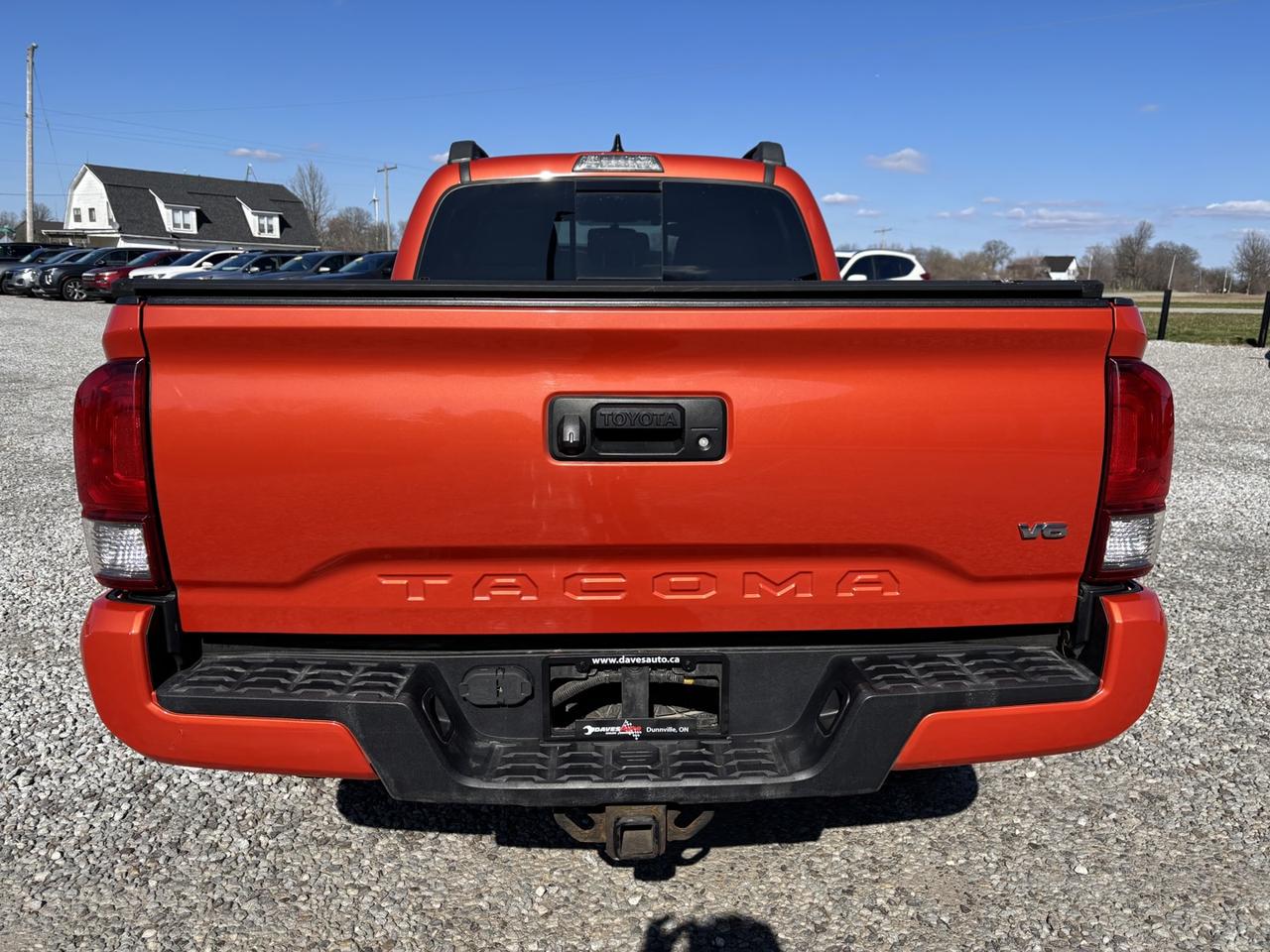 2017 Toyota Tacoma TRD Sport Photo