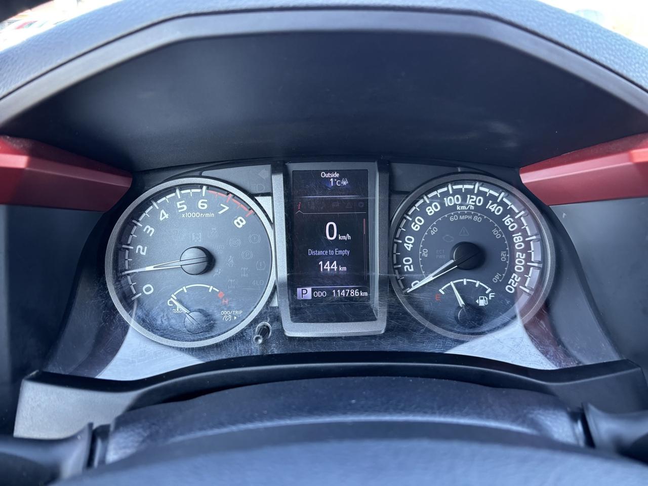 2017 Toyota Tacoma TRD Sport Photo