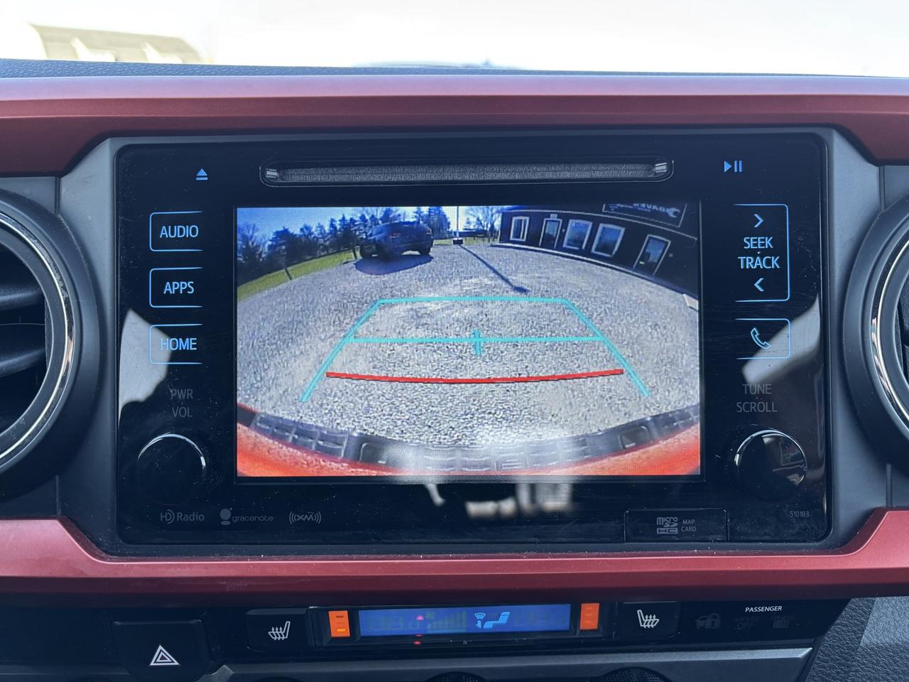 2017 Toyota Tacoma TRD Sport Photo