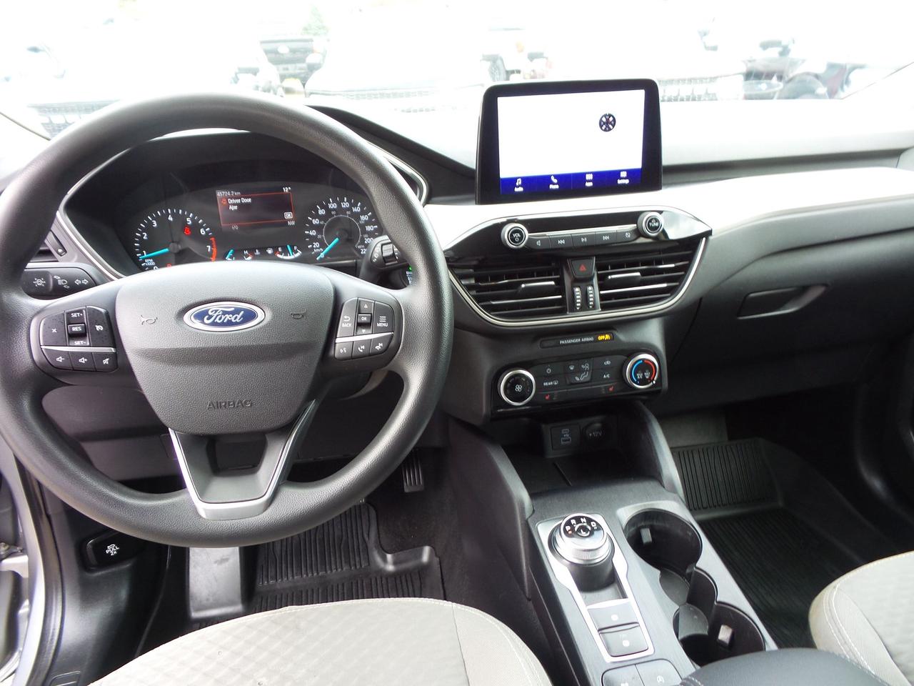 2022 Ford Escape SE, AWD, 1.5L ECOBOOST! LOCAL TRADE! HEATED SEATS! Photo