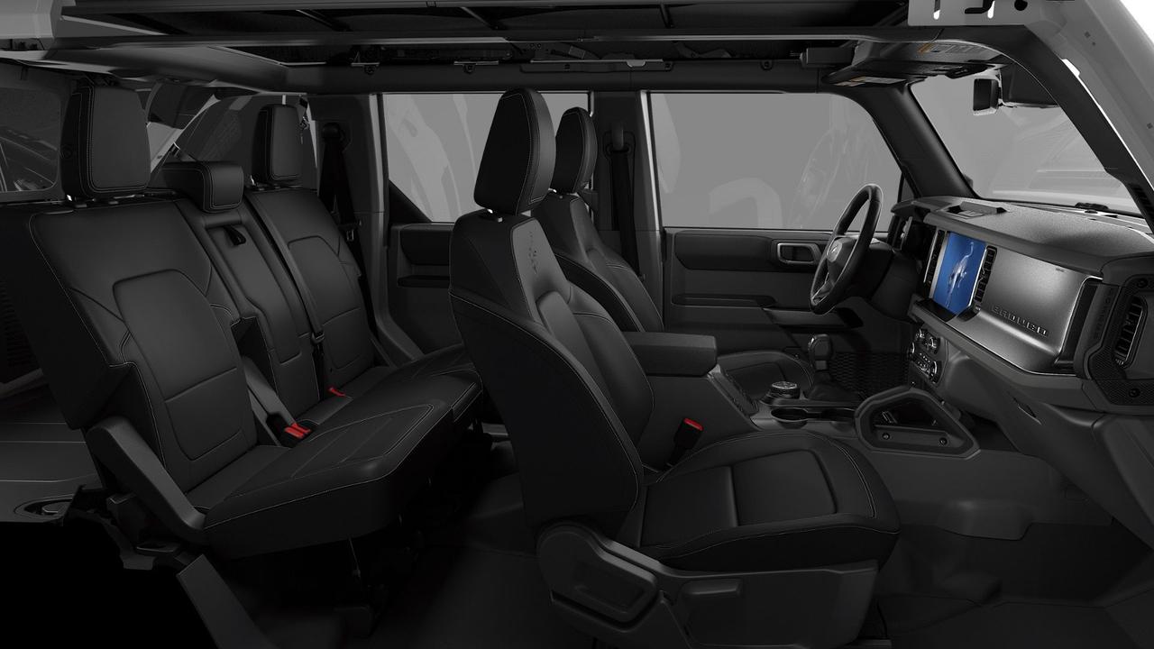 2026 Ford Bronco OUTER BANKS, HARDTOP, TERRAIN MGMT, REMOTE START Photo