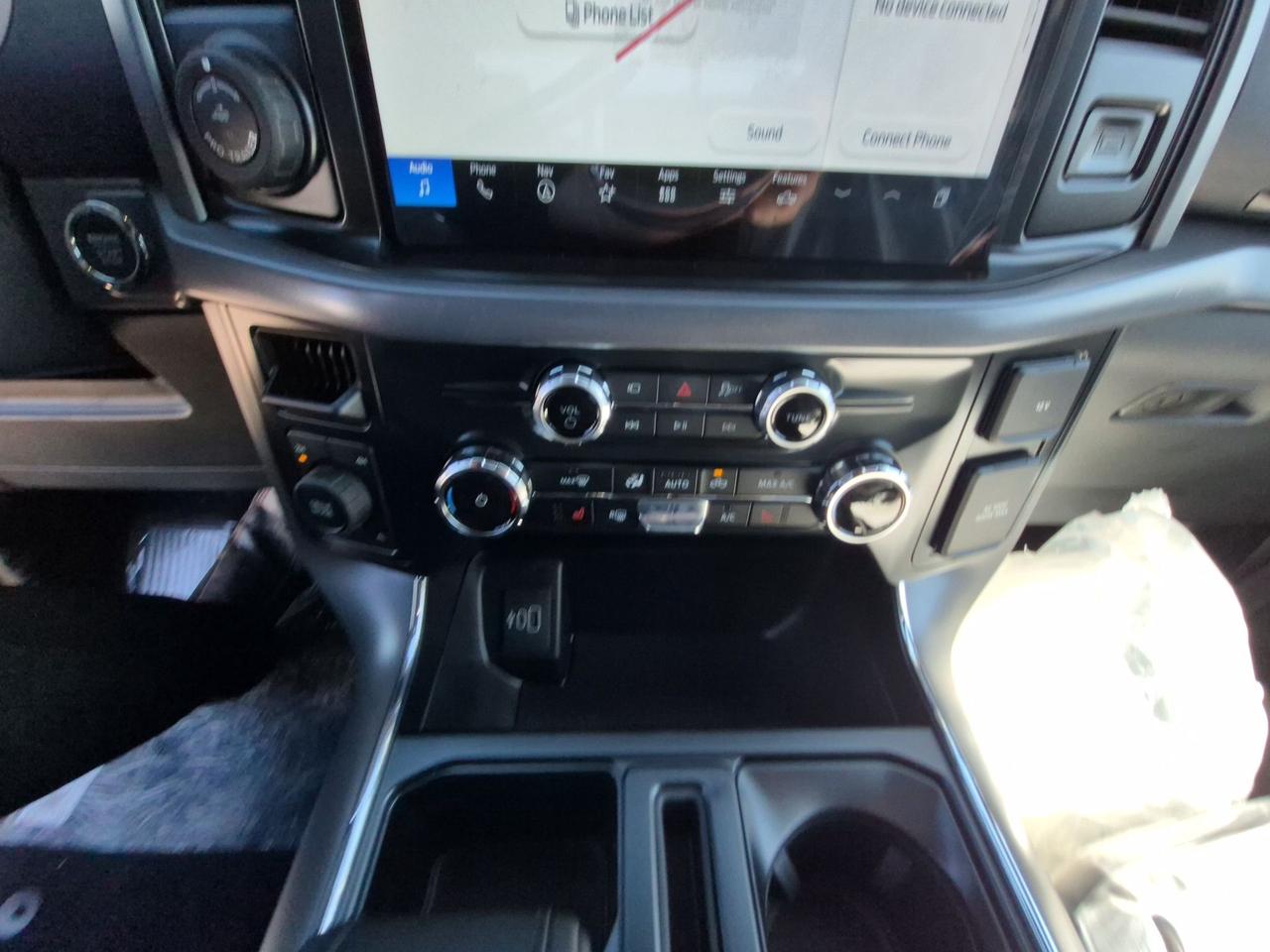 2026 Ford F-150 XLT, SPRAY-IN BED, BLACK PKG, 360 CAMERA Photo