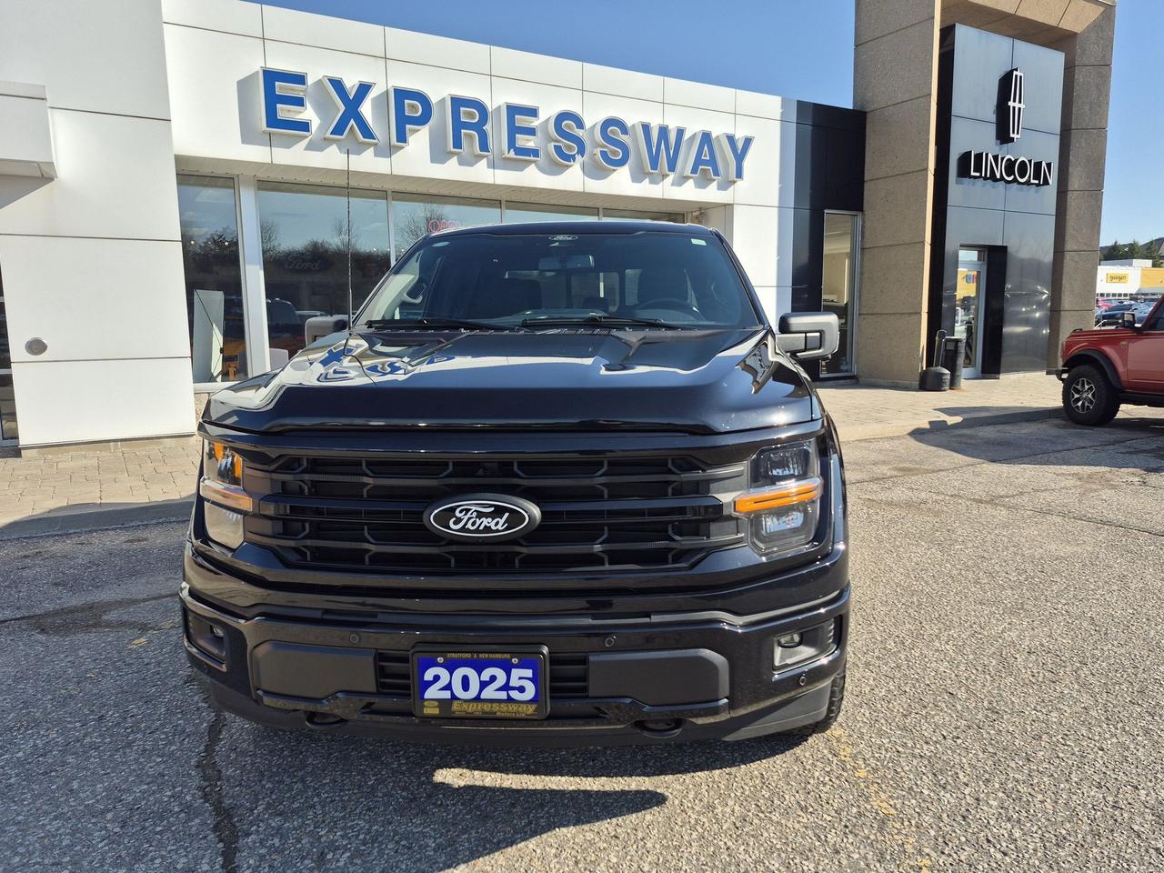 2025 Ford F-150 PREVIOUS DEMO! 5L ENGINE! 18" RIMS! SPORT! Photo