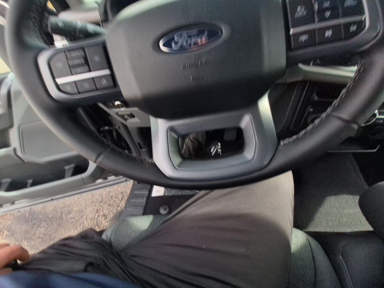 2026 Ford F-150 XLT 4WD SuperCab 6.5' Box Photo