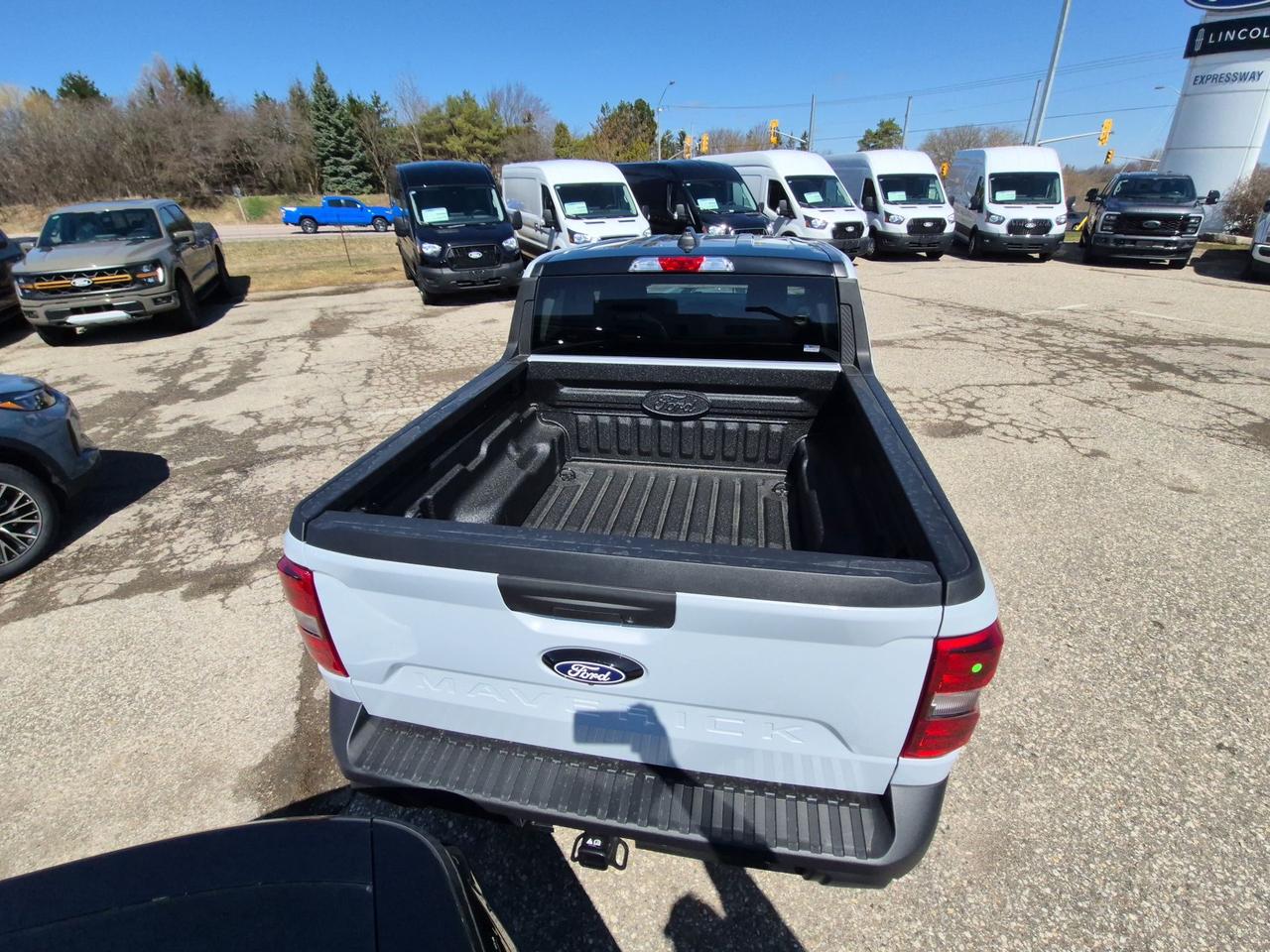 2026 Ford Maverick XLT, HYBRID, BLACK PKG, XLT LUX PKG, SPRAY-IN BED Photo