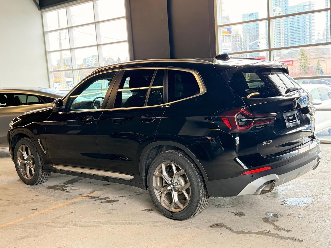 2023 BMW X3 xDrive30i| CLEAN CARFAX| NO ACCIDENTS | Photo2