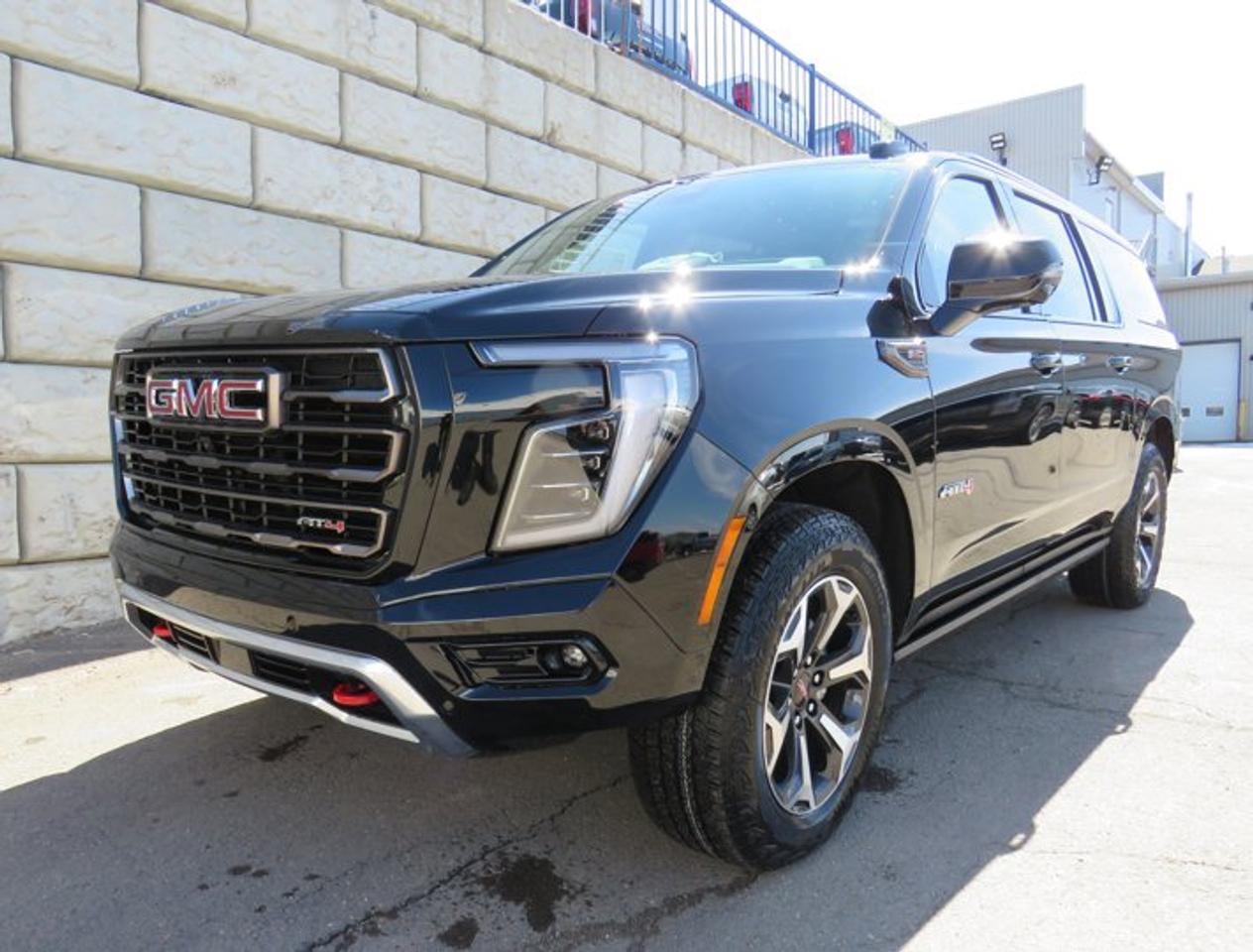 4WD 4dr AT4 Ultimate, 10-Speed Automatic, Turbo Diesel 3.0L/