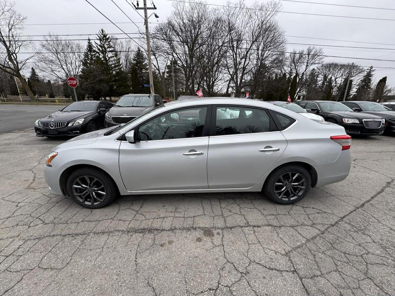 2014 Nissan Sentra S Photo
