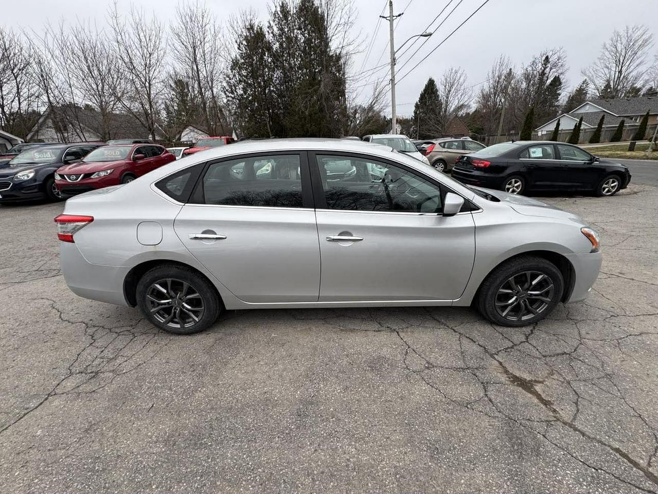 2014 Nissan Sentra S Photo