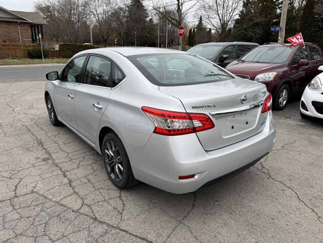 2014 Nissan Sentra S Photo3