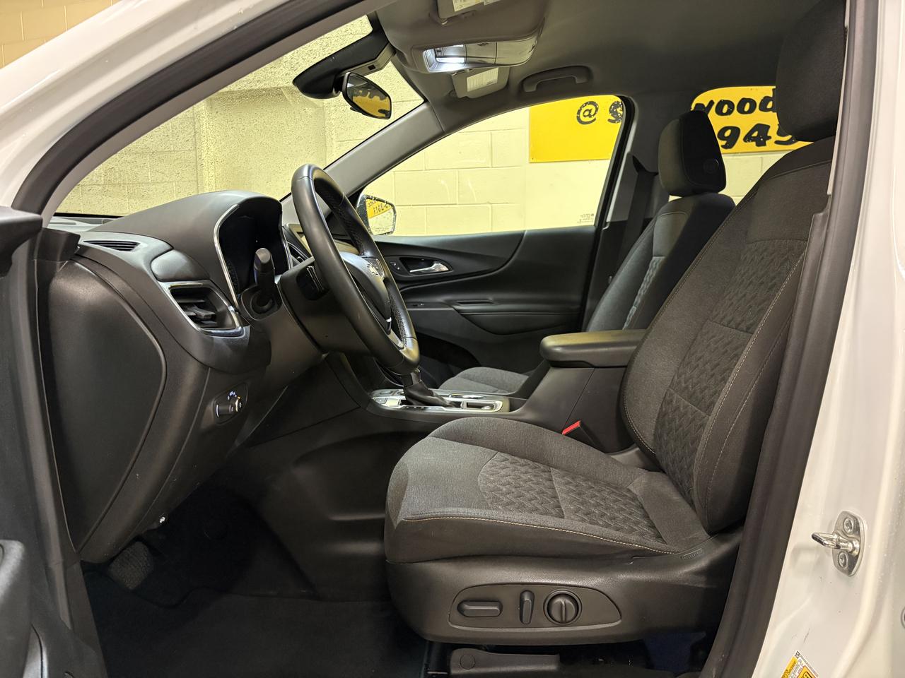 2024 Chevrolet Equinox LT Photo