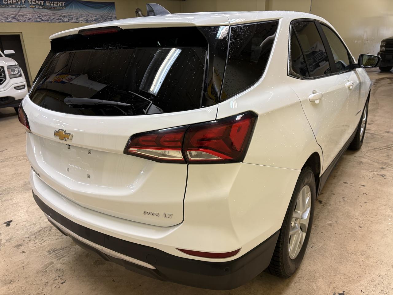 2024 Chevrolet Equinox LT Photo4