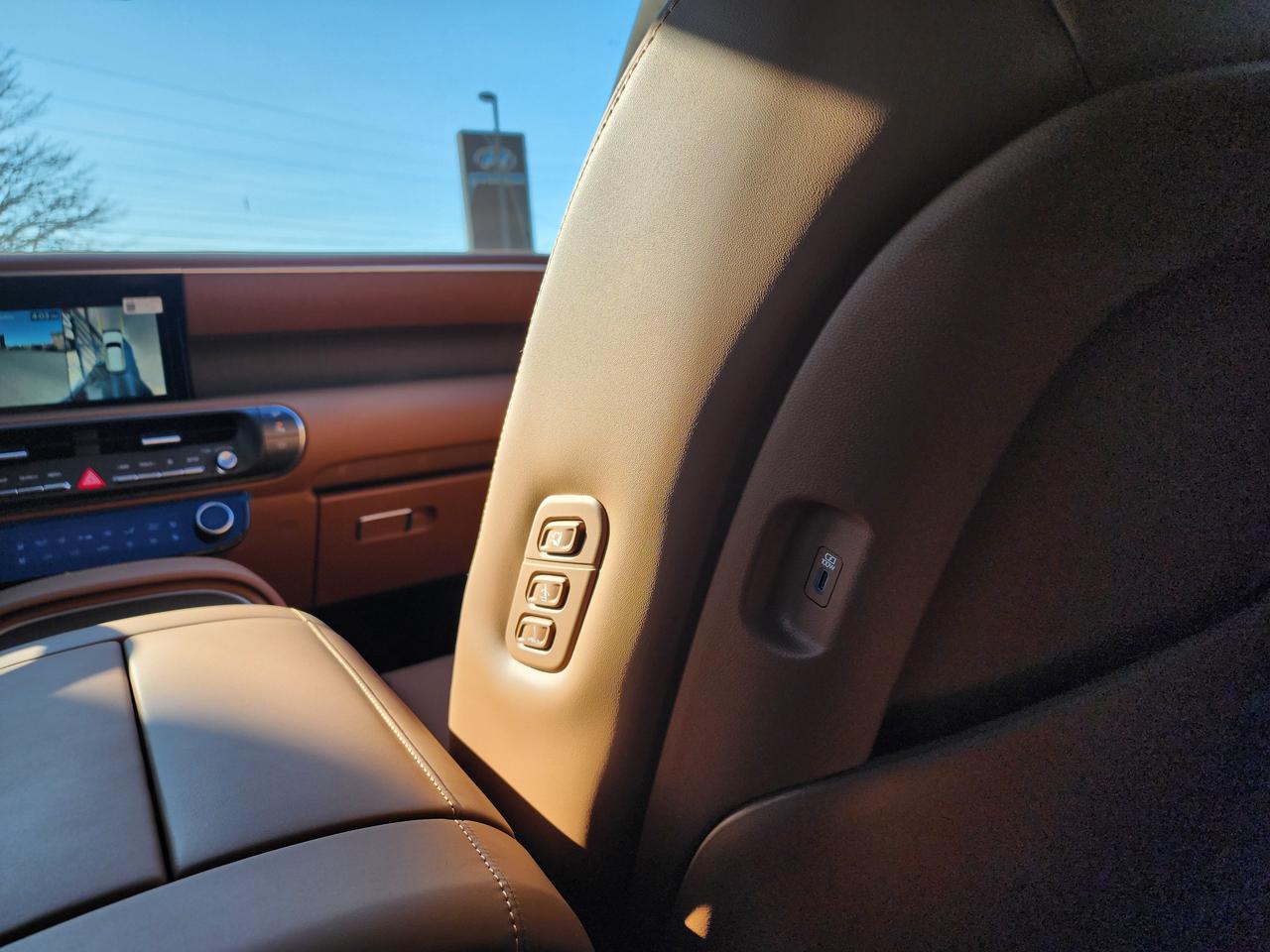 2026 Hyundai PALISADE ULTIMATE CALLIGRAPHY HEV Photo