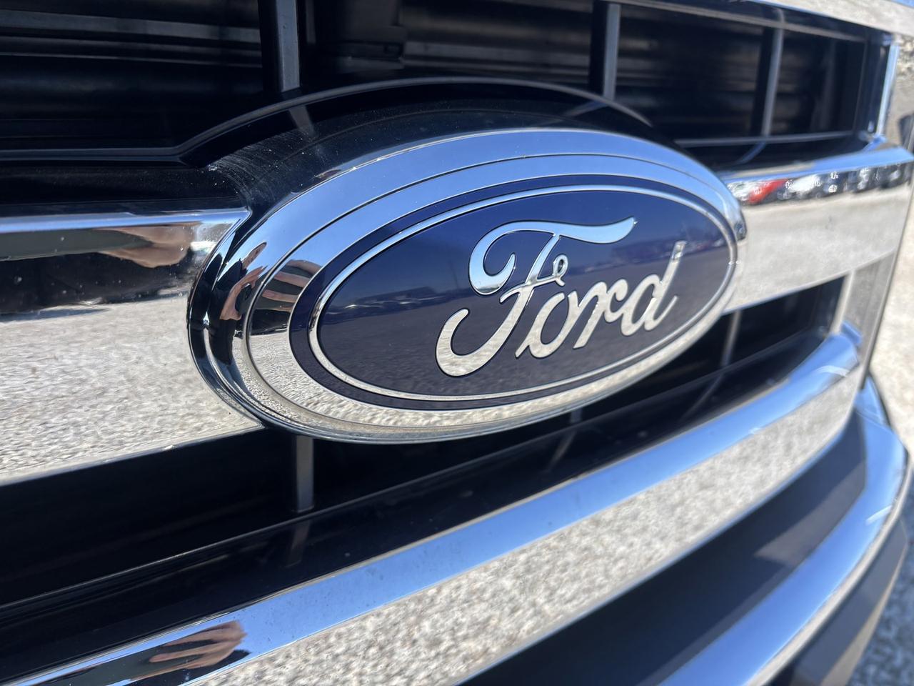 2015 Ford F-150 XLT SUPER-CREW I 20 in. K02's PRO-COMP RIMS I 5.0 L I Photo