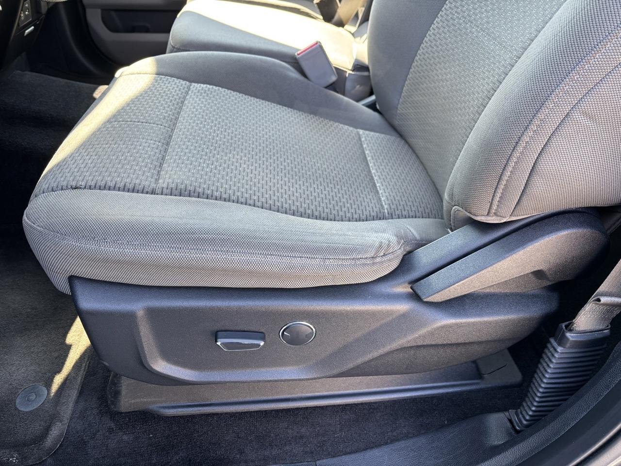 2015 Ford F-150 XLT SUPER-CREW I 20 in. K02's PRO-COMP RIMS I 5.0 L I Photo