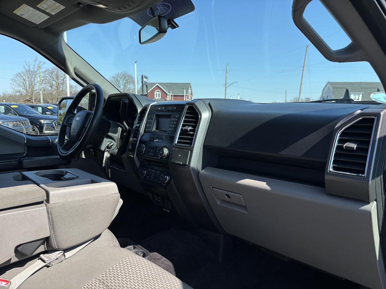 2015 Ford F-150 XLT SUPER-CREW I 20 in. K02's PRO-COMP RIMS I 5.0 L I Photo