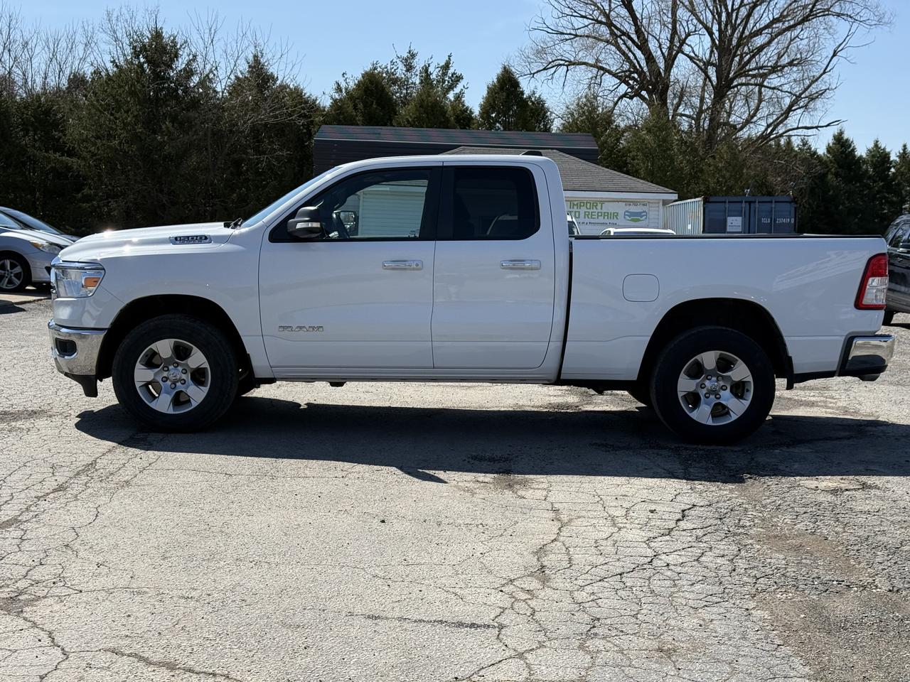 2019 RAM 1500 Big Horn Photo4