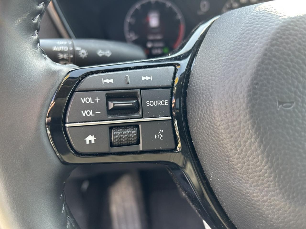 2024 Honda CR-V Sport  - Sunroof -  Power Liftgate Photo