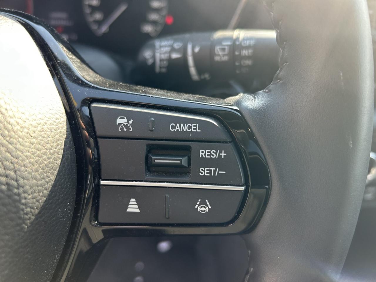 2024 Honda CR-V Sport  - Sunroof -  Power Liftgate Photo