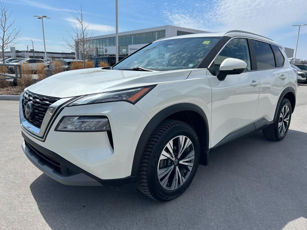 2023 Nissan Rogue SV MOONROOF  - Moonroof -  Apple CarPlay Photo3