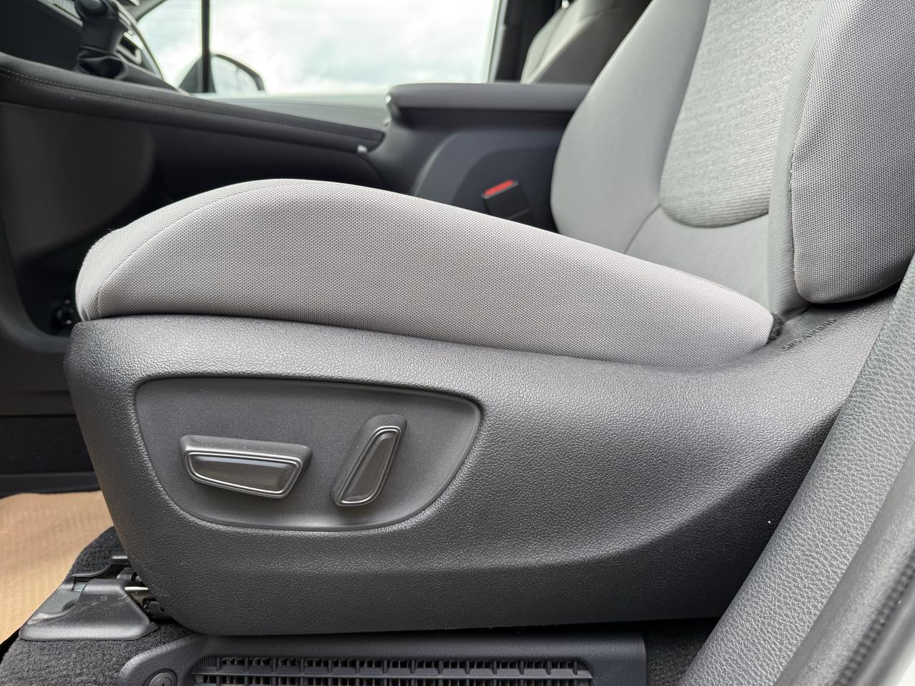 2026 Toyota Sienna LE AWD Photo