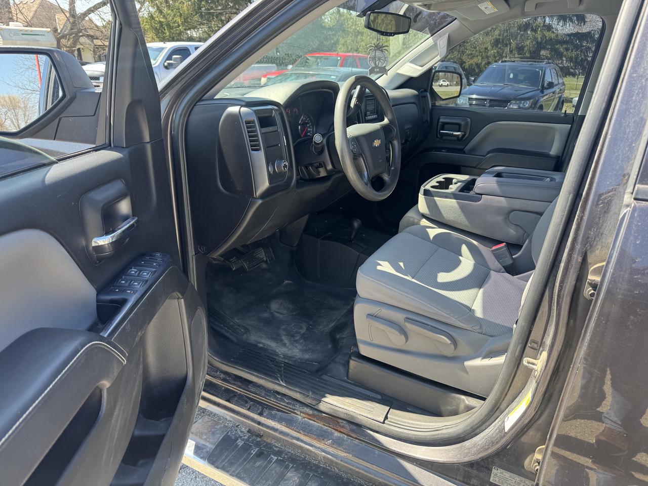 2015 Chevrolet Silverado 1500 LS Photo