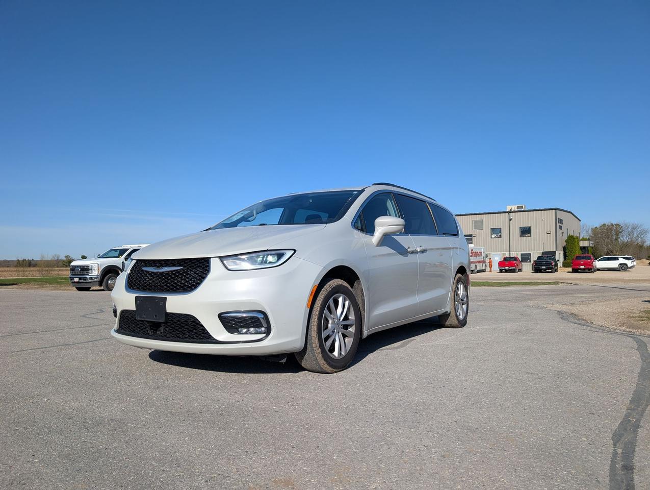 <p>This AS-IS trade includes:</p><ul><li>Power Drivers Seat</li><li>Heated Front Seats</li><li>Heated Steering Wheel</li><li>Remote Start</li><li>Reverse Camera</li><li>Adaptive Cruise Control</li><li>Keyless Entry w/ Push Button Start</li><li>Power Liftgate</li><li>Dual Power Sliding Doors</li><li>Rain Sensing Wipers</li><li>Lane Keep Assist</li></ul><p>Vehicle Sold AS-IS</p>