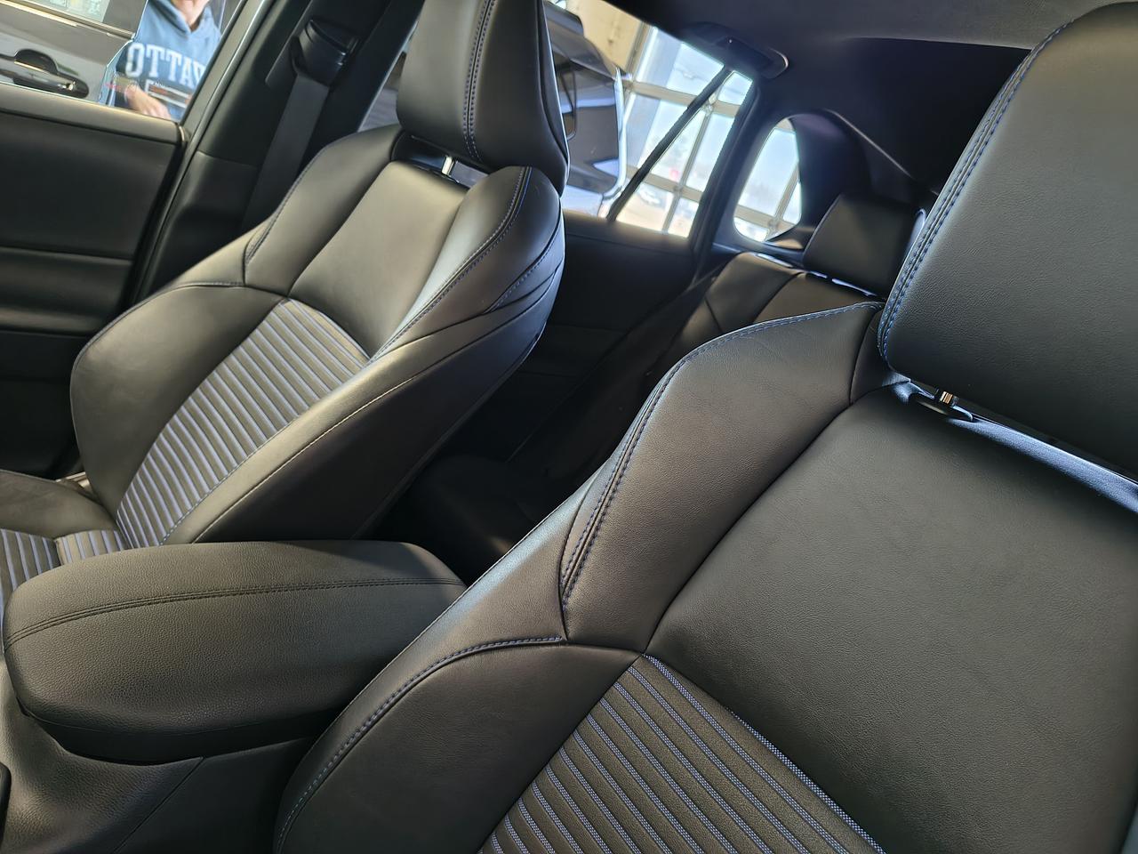 2021 Toyota RAV4 Hybrid XLE Photo