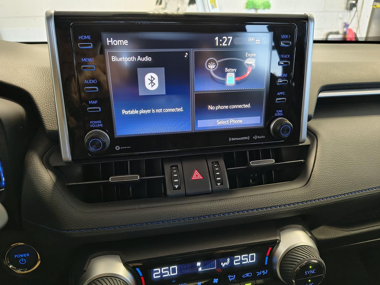 2021 Toyota RAV4 Hybrid XLE Photo