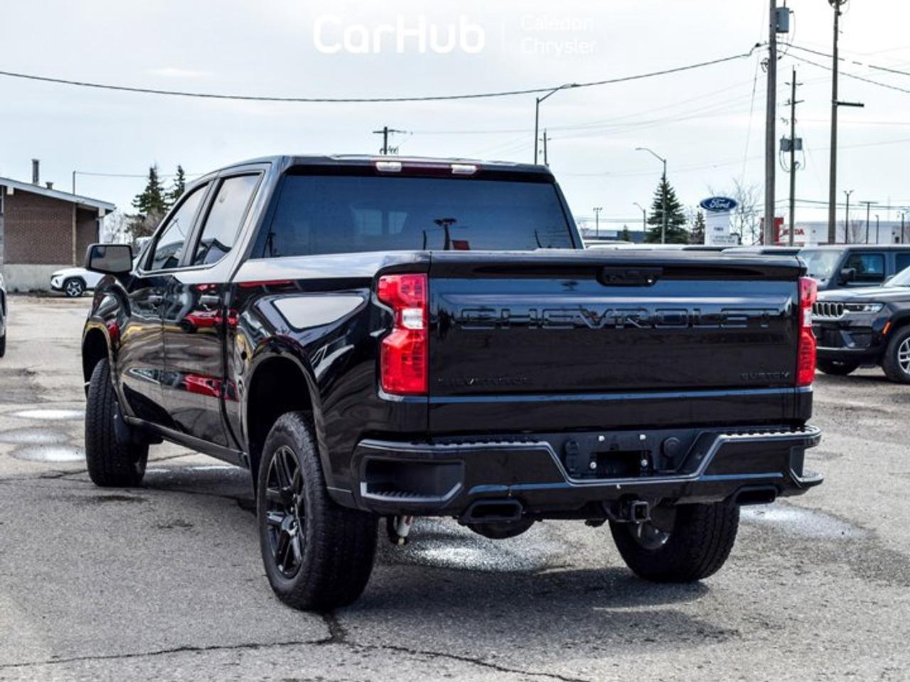 2024 Chevrolet Silverado 1500 Custom Trail Boss 4WD Crew Cab 147" Z71 5.3 L 6 Passenger Photo