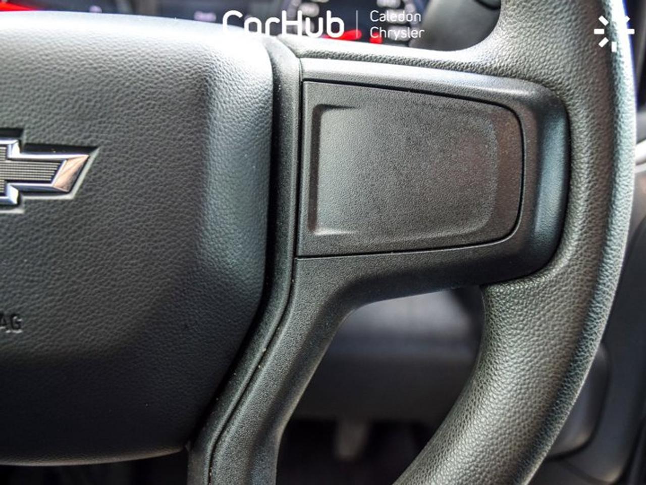 2024 Chevrolet Silverado 1500 Custom Trail Boss 4WD Crew Cab 147" Z71 5.3 L 6 Passenger Photo