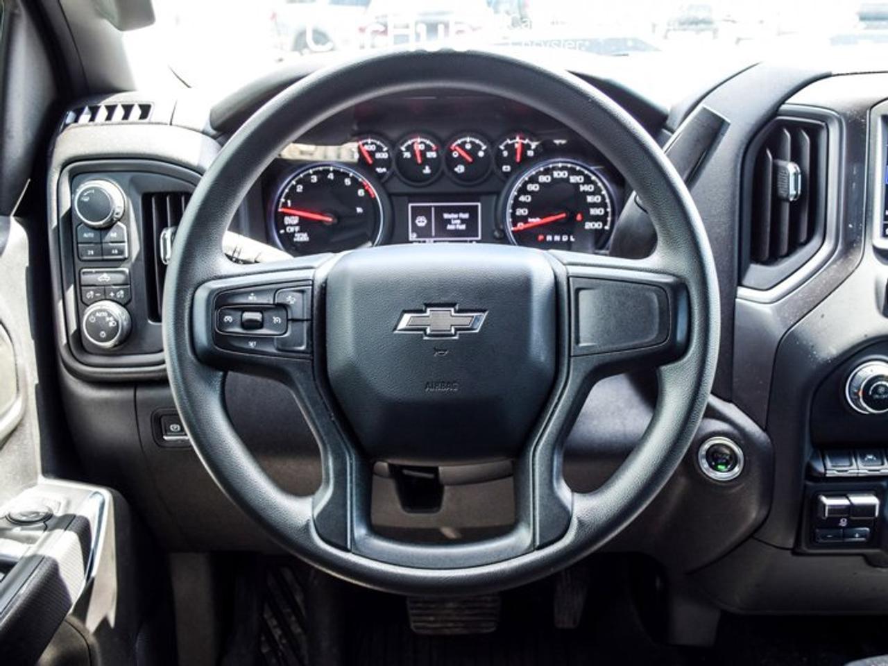 2024 Chevrolet Silverado 1500 Custom Trail Boss 4WD Crew Cab 147" Z71 5.3 L 6 Passenger Photo