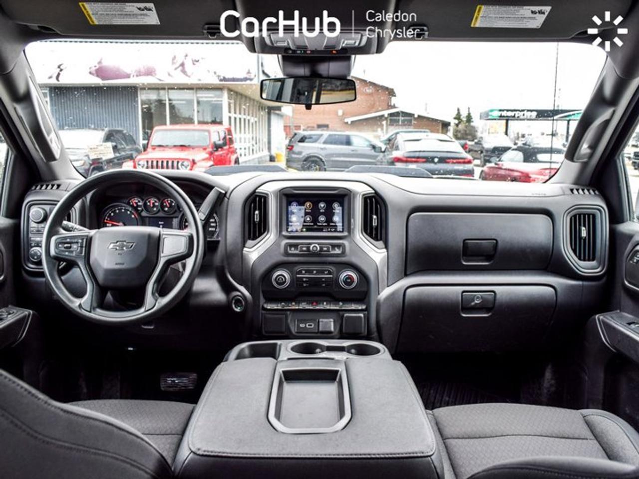2024 Chevrolet Silverado 1500 Custom Trail Boss 4WD Crew Cab 147" Z71 5.3 L 6 Passenger Photo