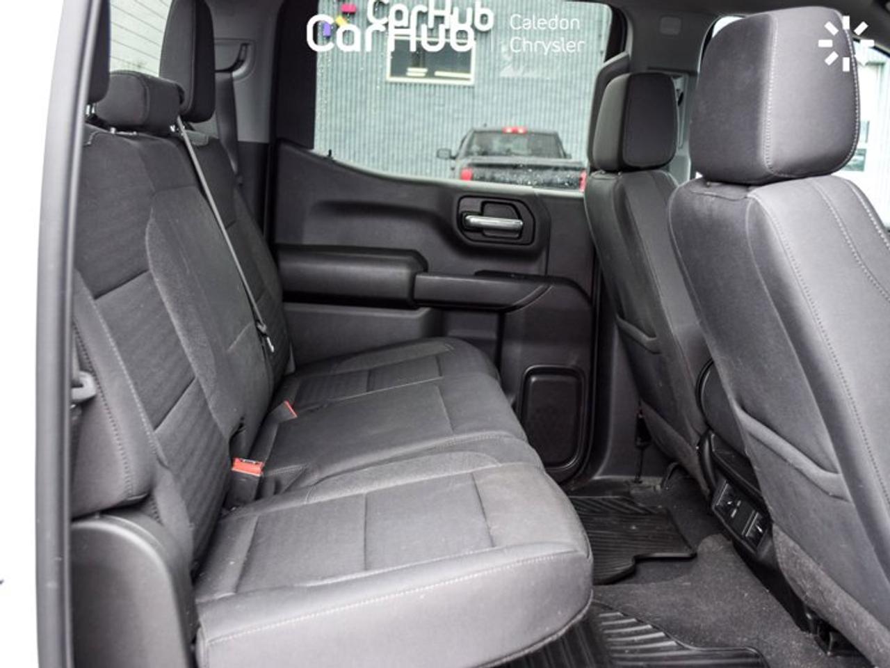 2024 Chevrolet Silverado 1500 Custom Trail Boss 4WD Crew Cab 147" Z71 5.3 L 6 Passenger Photo