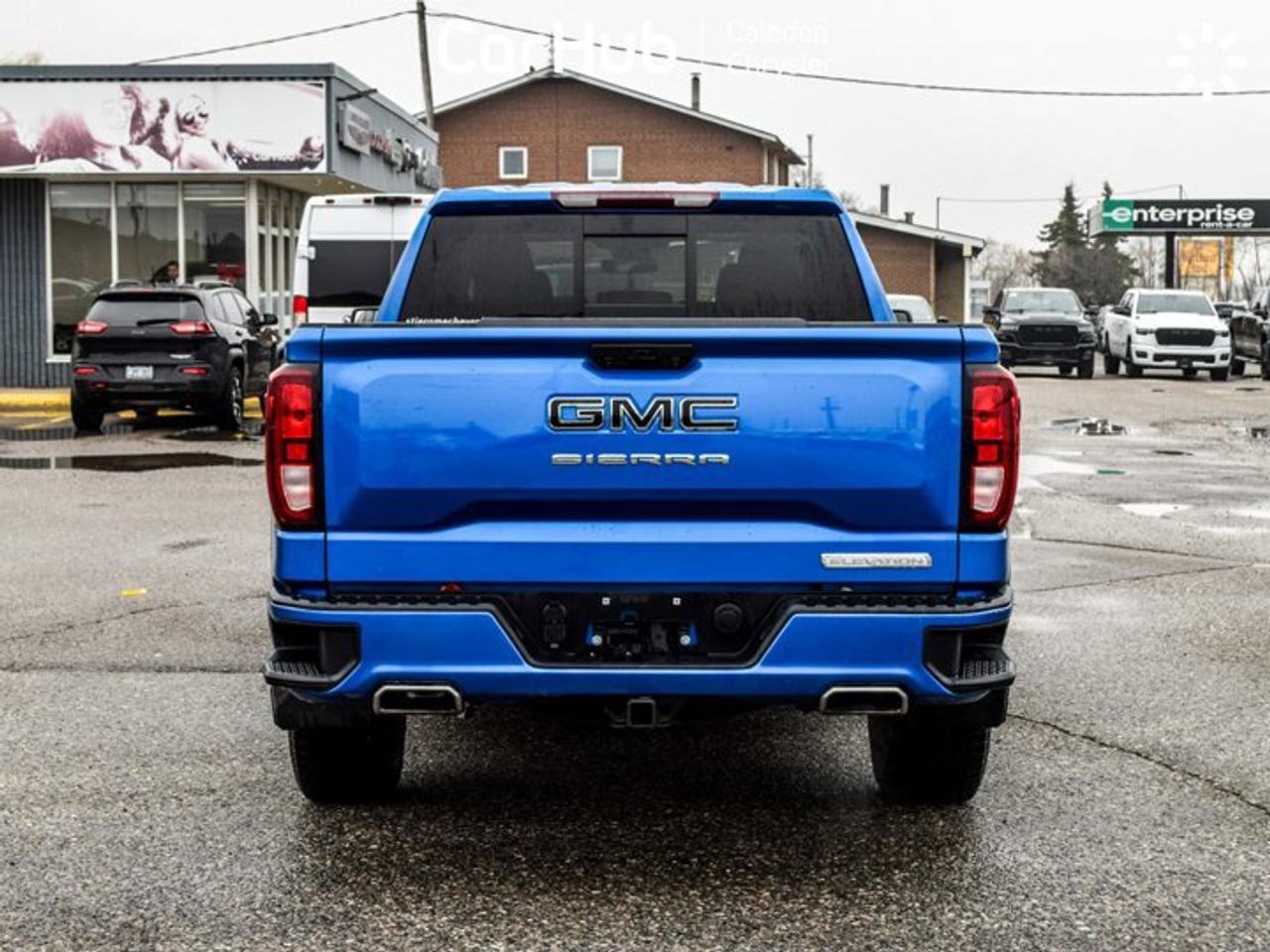 2024 GMC Sierra 1500 Elevation 4WD Crew Cab 157"5.3L 5 Passengers with Captain chair Photo
