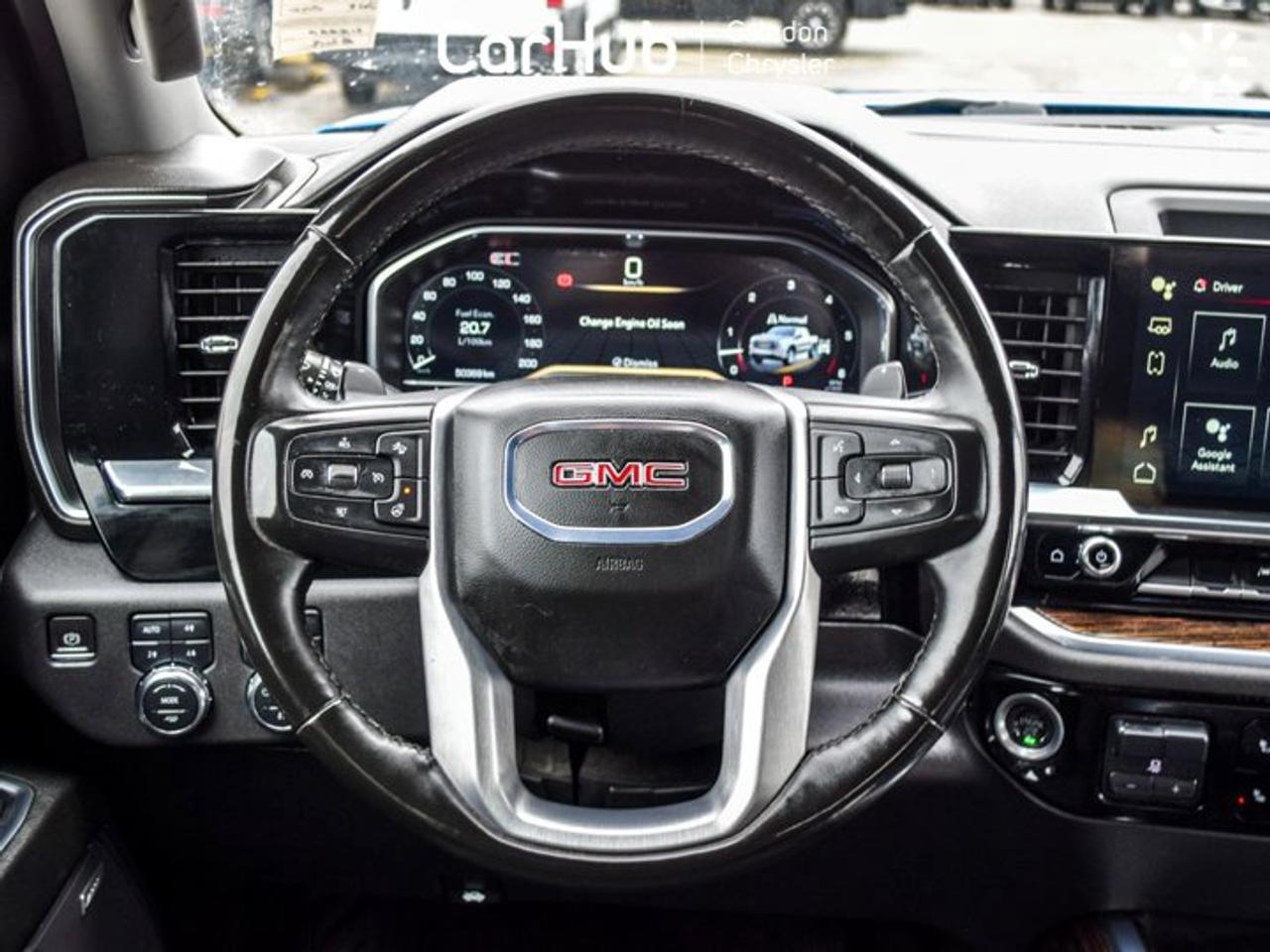 2024 GMC Sierra 1500 Elevation 4WD Crew Cab 157"5.3L 5 Passengers with Captain chair Photo