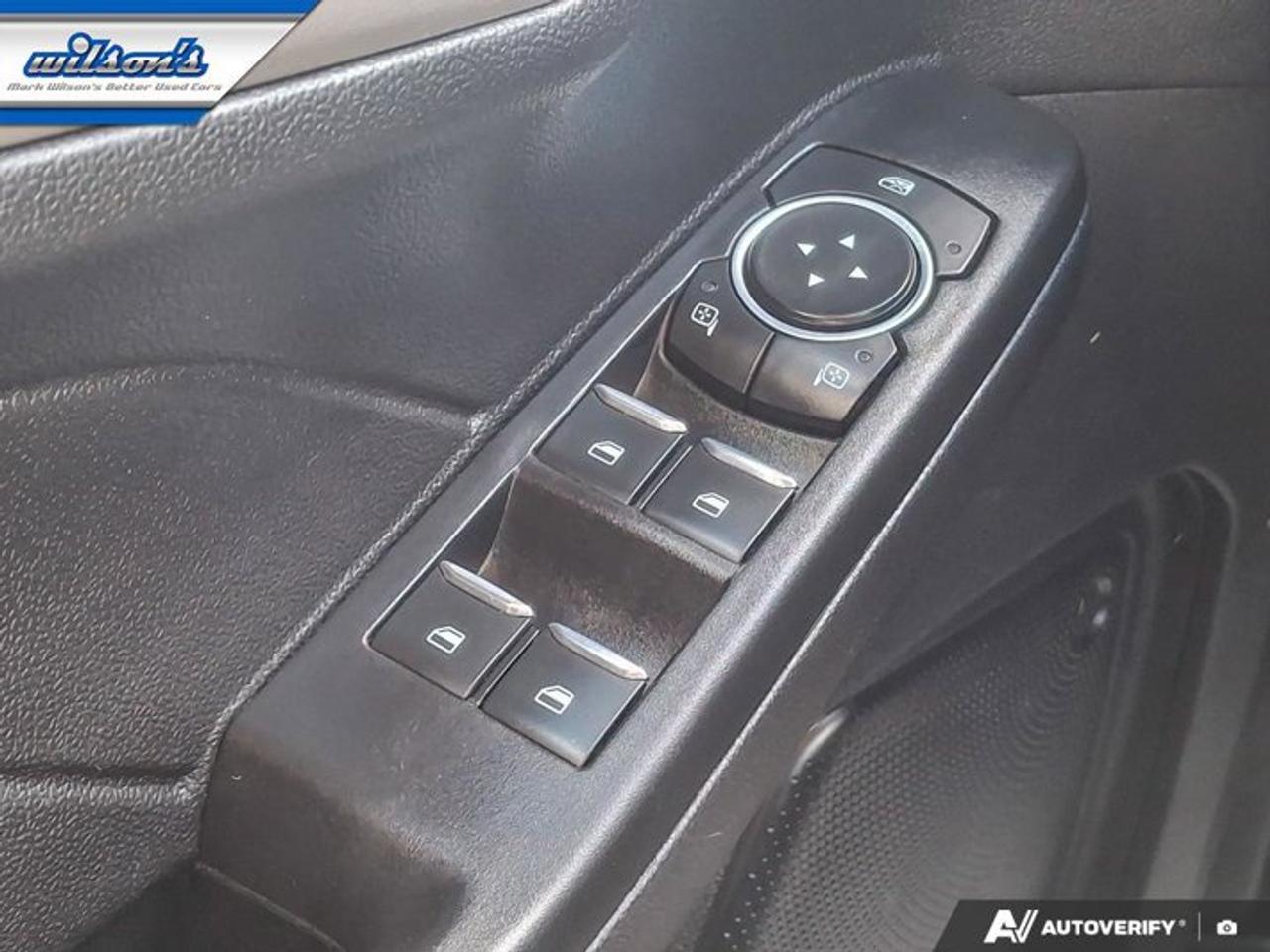 2022 Ford Escape SE Hybrid AWD | 201A PKG | Heated Seats + Steering | Remote Start | Power Liftgate | and More ! Photo