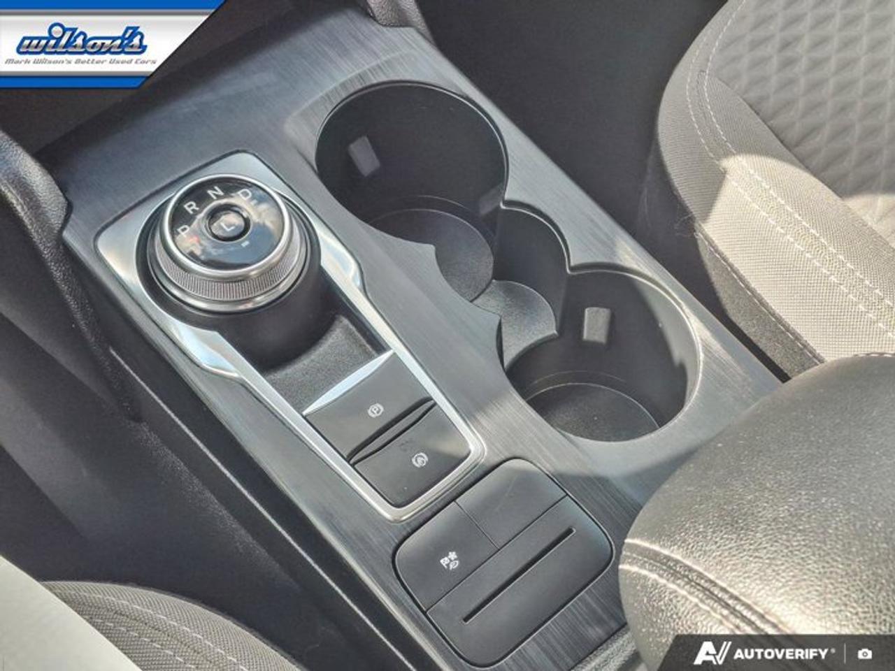 2022 Ford Escape SE Hybrid AWD | 201A PKG | Heated Seats + Steering | Remote Start | Power Liftgate | and More ! Photo