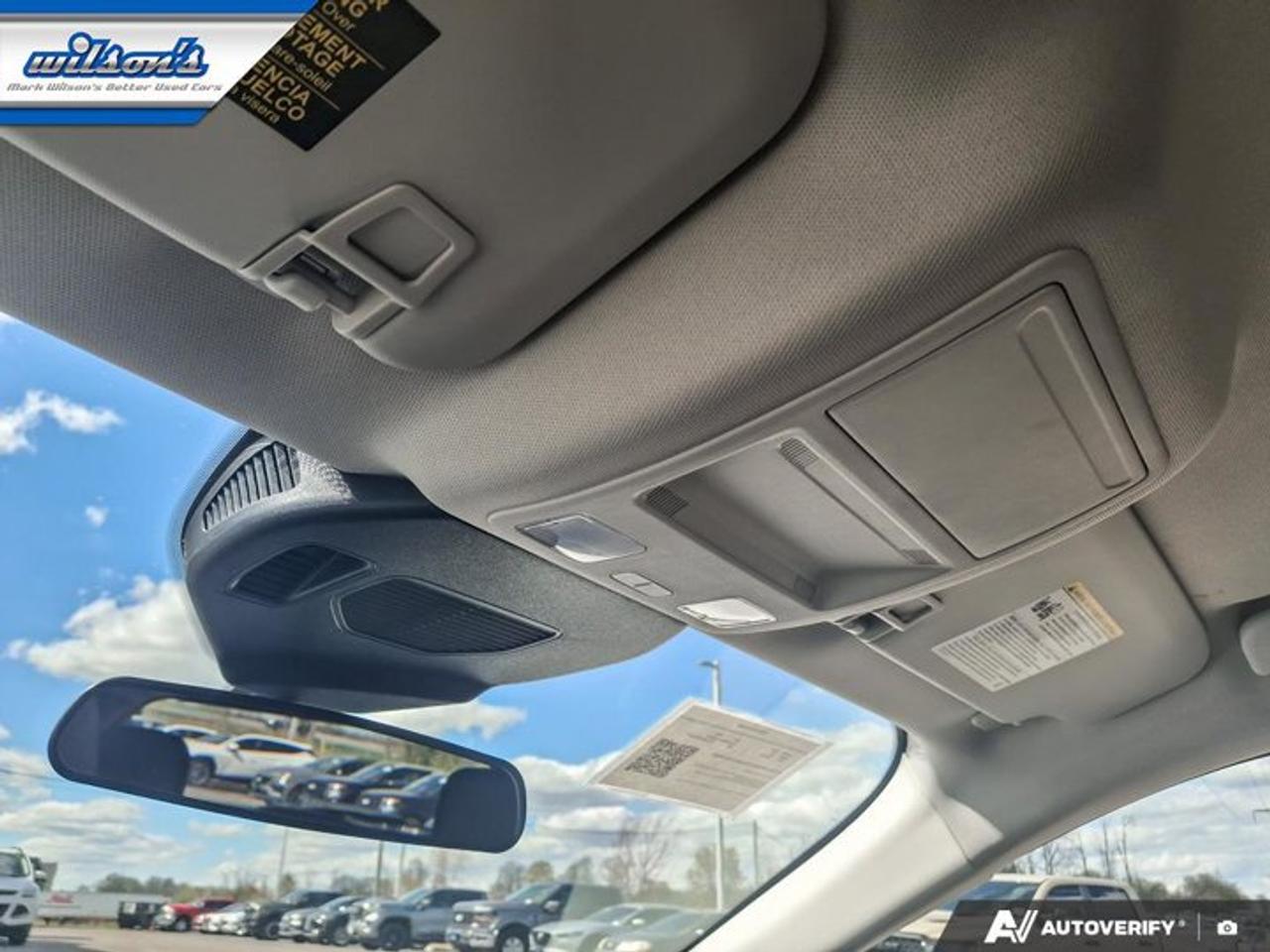 2022 Ford Escape SE Hybrid AWD | 201A PKG | Heated Seats + Steering | Remote Start | Power Liftgate | and More ! Photo